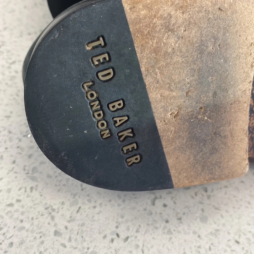 N/A worn very